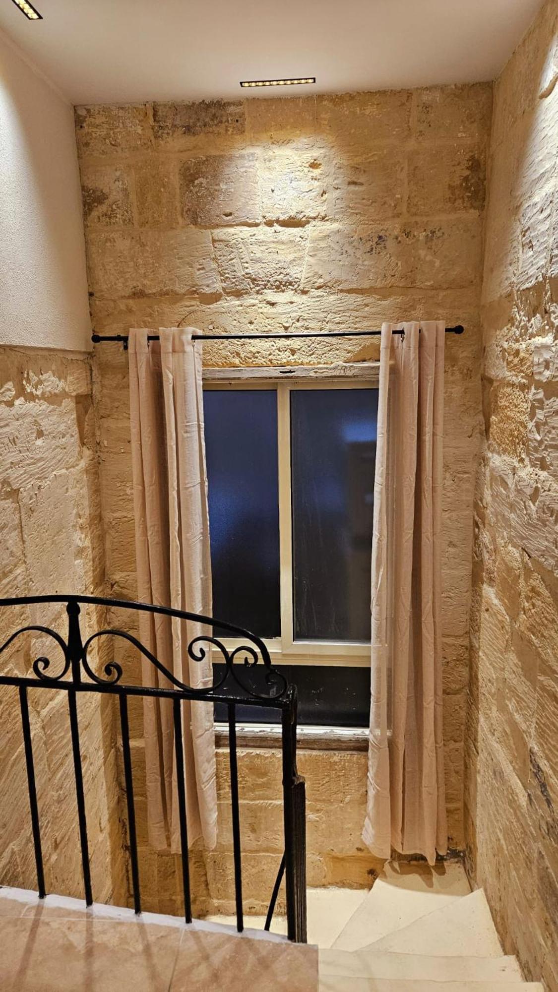 Gunlayer Maisonette Floriana Exterior foto